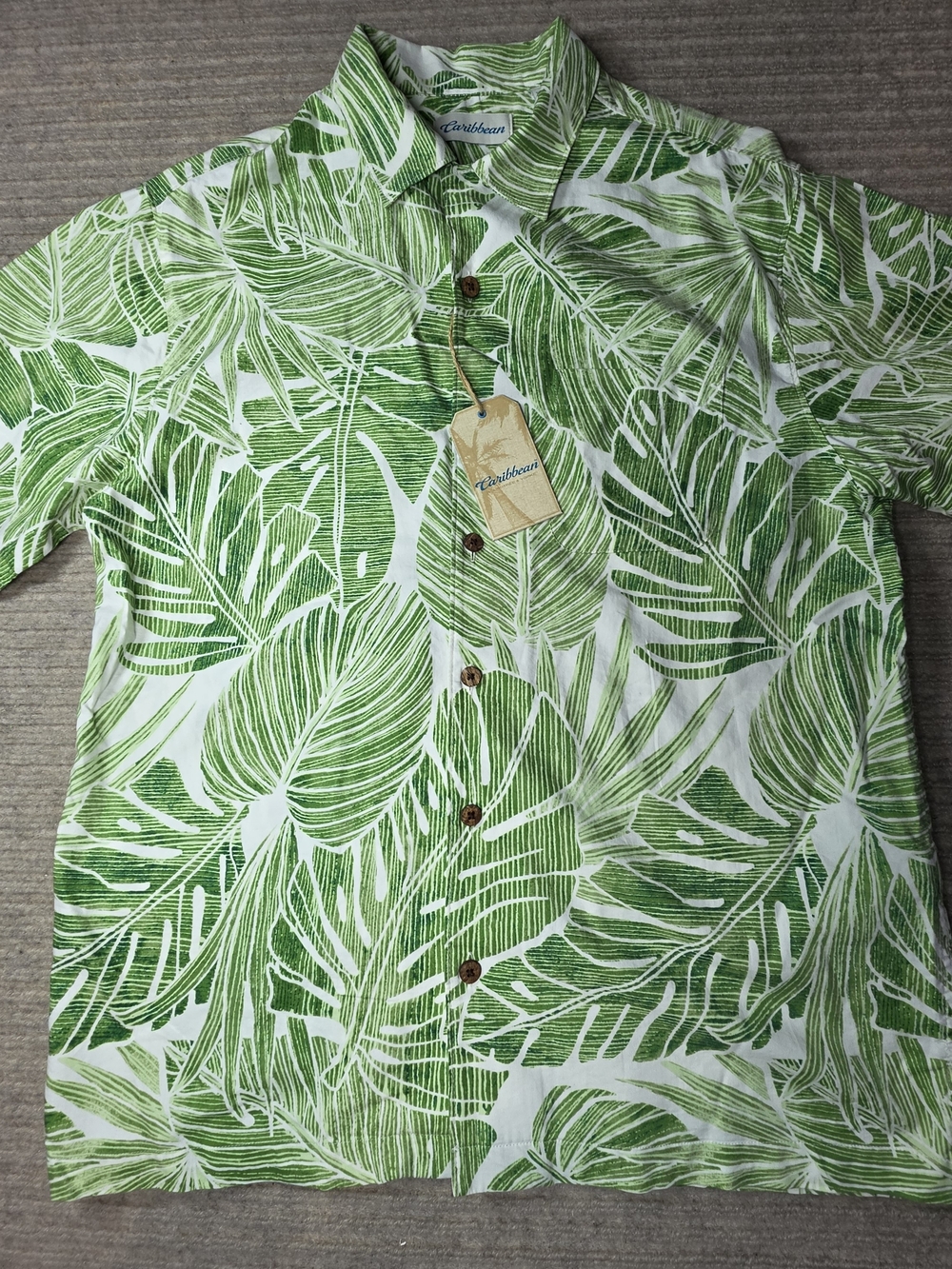 Caribbean Mens Palm Leaf Print Camp Shirt Size Medium Vacation Cruise Resort - Picture 2 of 8